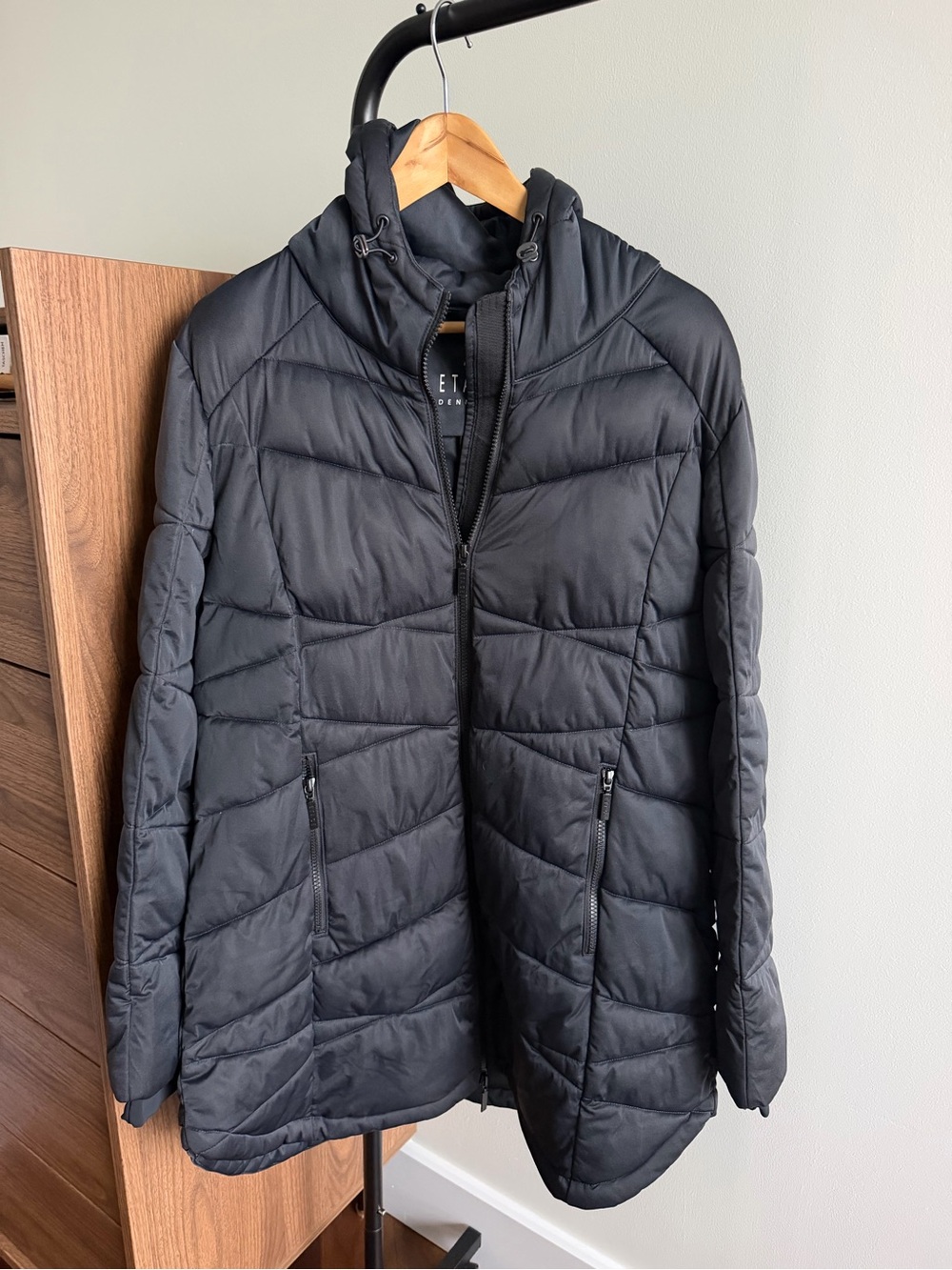 ETAGE Denmark Black Hooded Puffer Jacket Coat Size L